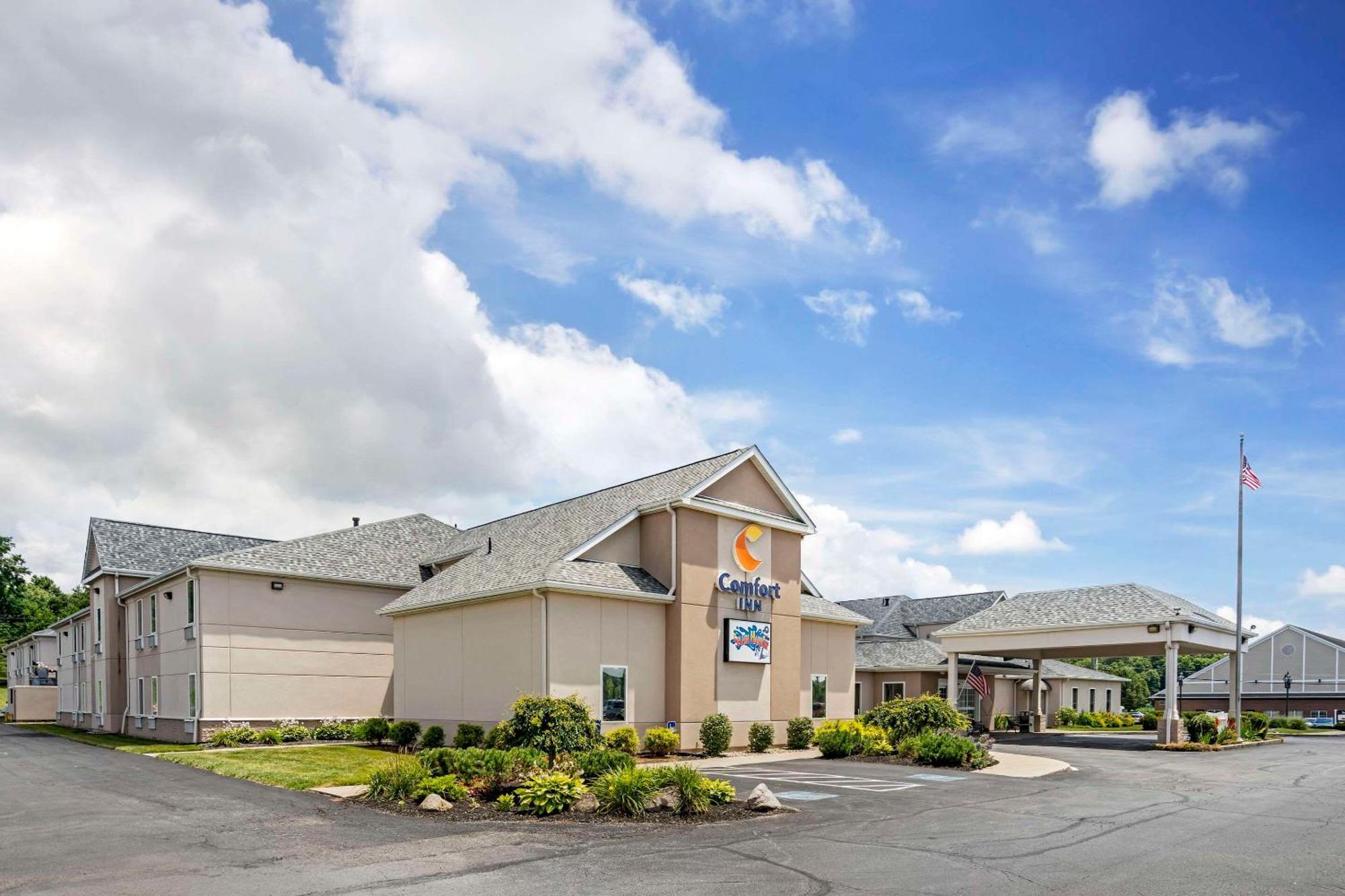 Comfort Inn Splash Harbor Bellville Exterior foto